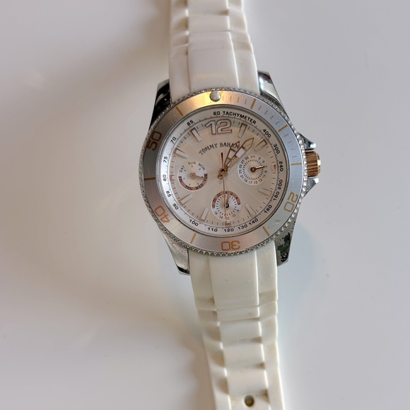 TOMMY BAHAMA - White Dial Silcone Strap Multifunction Watch - Picture 1 of 2